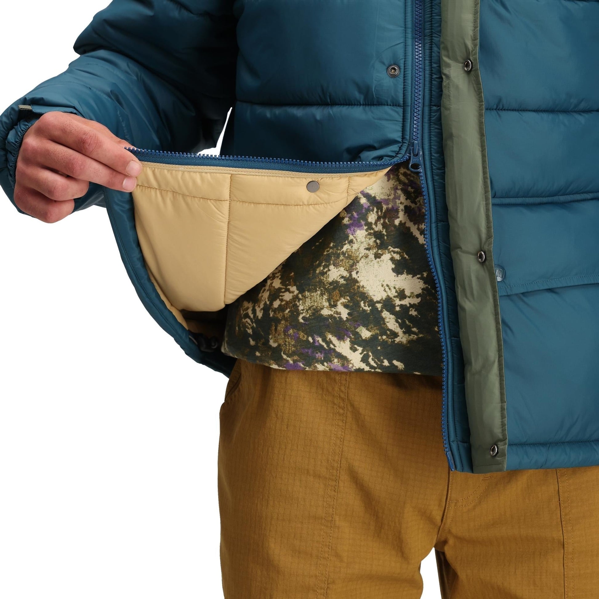 General Detail shot of Topo Designs Retro Ridge Puffer Jacket - Men's in "Pond Blue / Beetle"