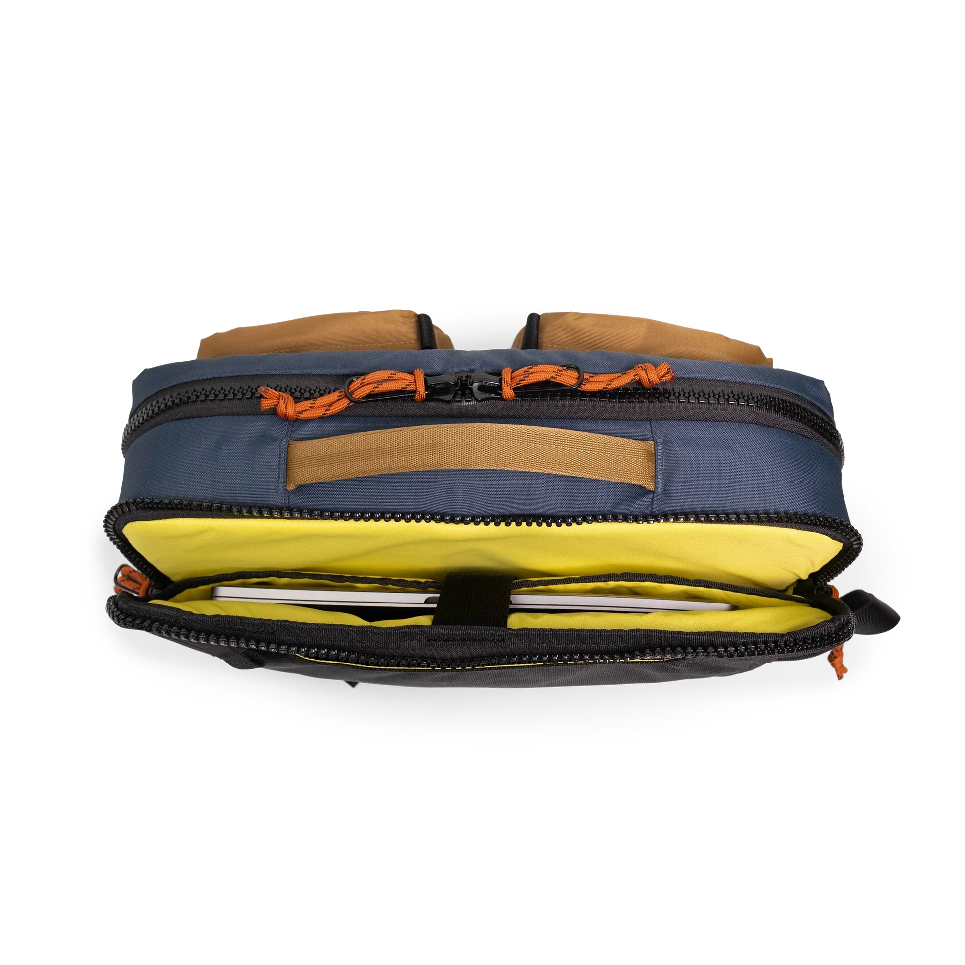 General detail product shot of the global briefcase in "Olive / Dark Khaki" showing the main compartment pockets.