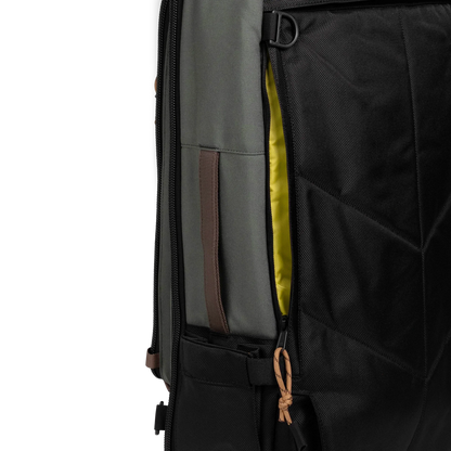 Side detail pocket view of Global Travel Bag 40L in "Woodland / Forest"